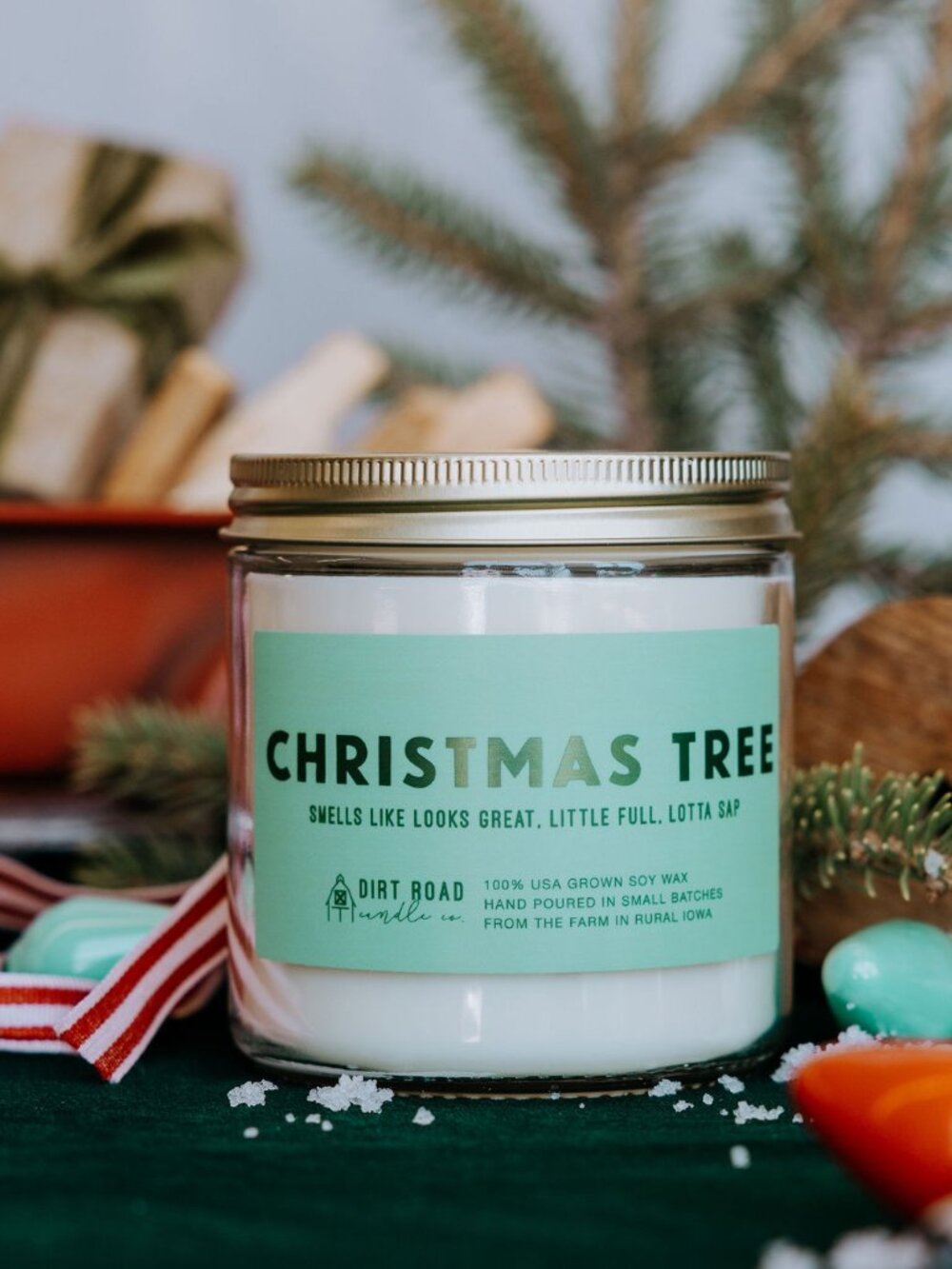 NWT Dirt Road Candle Co. "Christmas Tree" Soy/Cotton Wick Candle